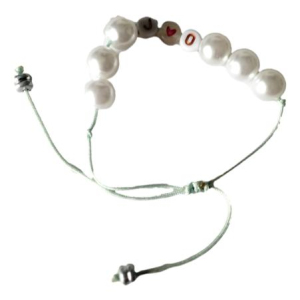 Manilla perlada blanco con letras